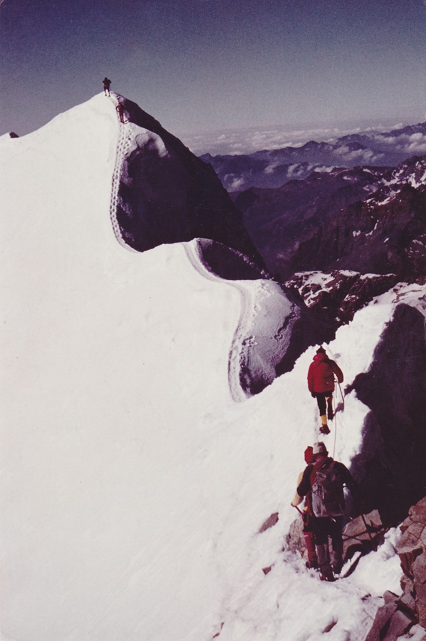 mountaineer alpine mountaineering free photo