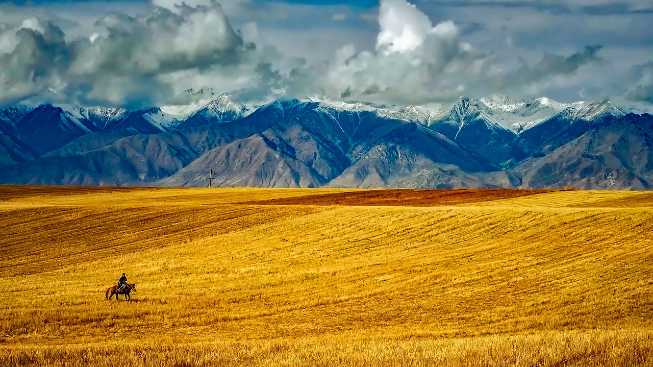 mountains snow sky free photo