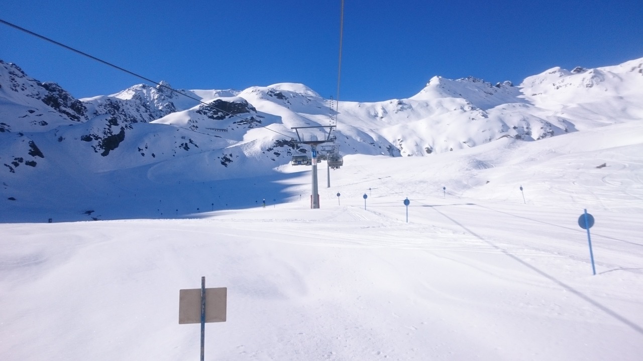 mountains central switzerland snow free photo