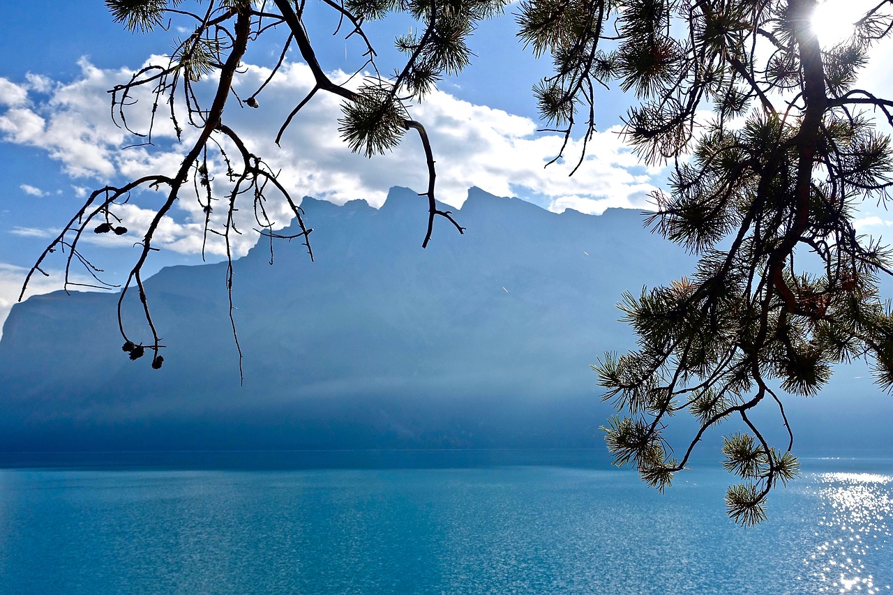 mountains lake scenic free photo
