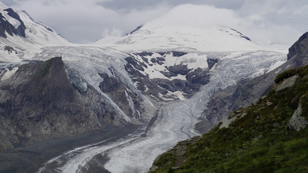 mountains landscape europe free photo