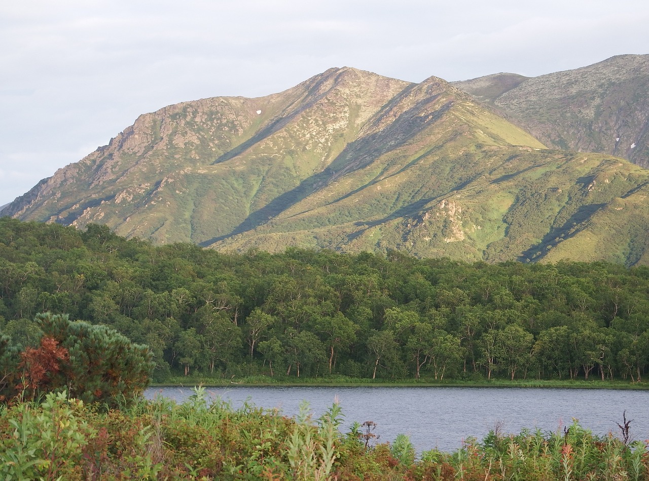 mountains lake morning free photo