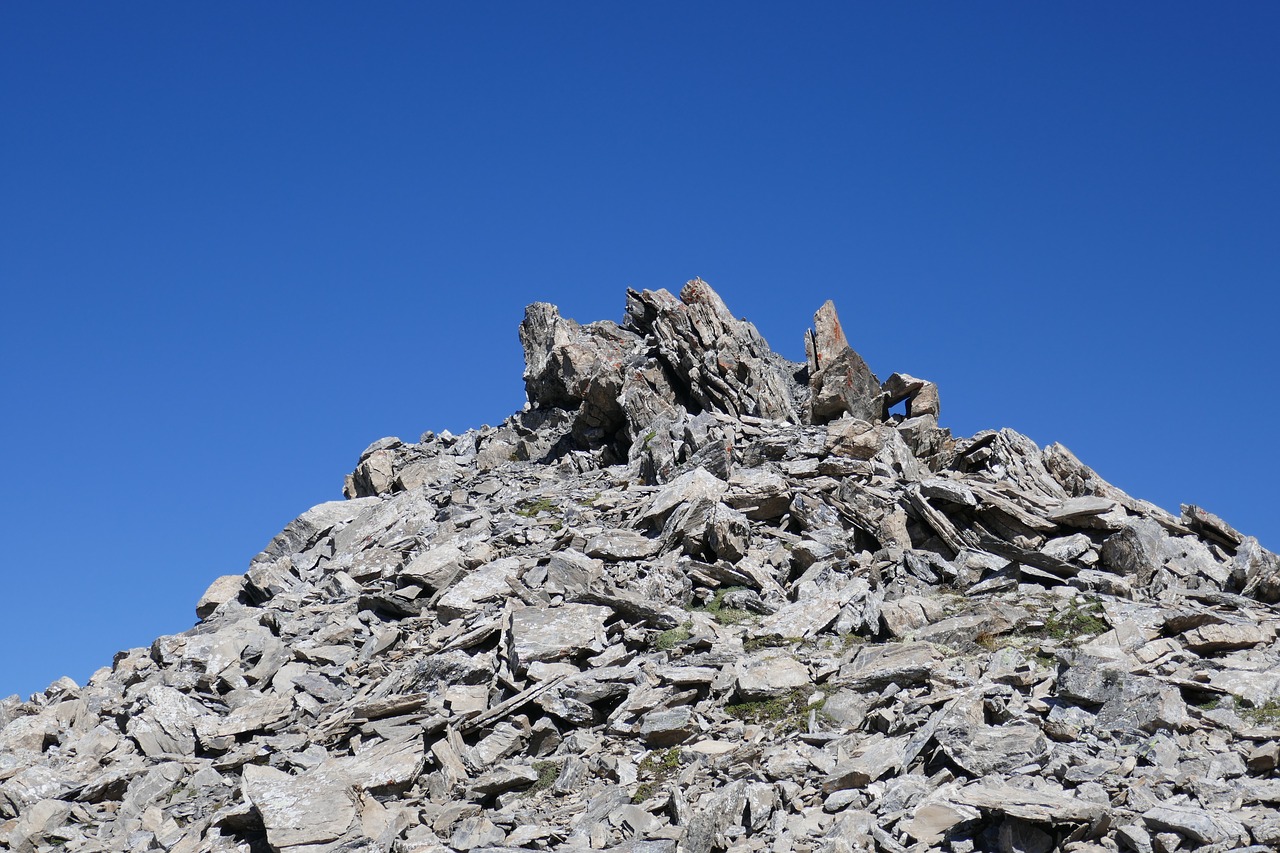 mountains blue sky free photo