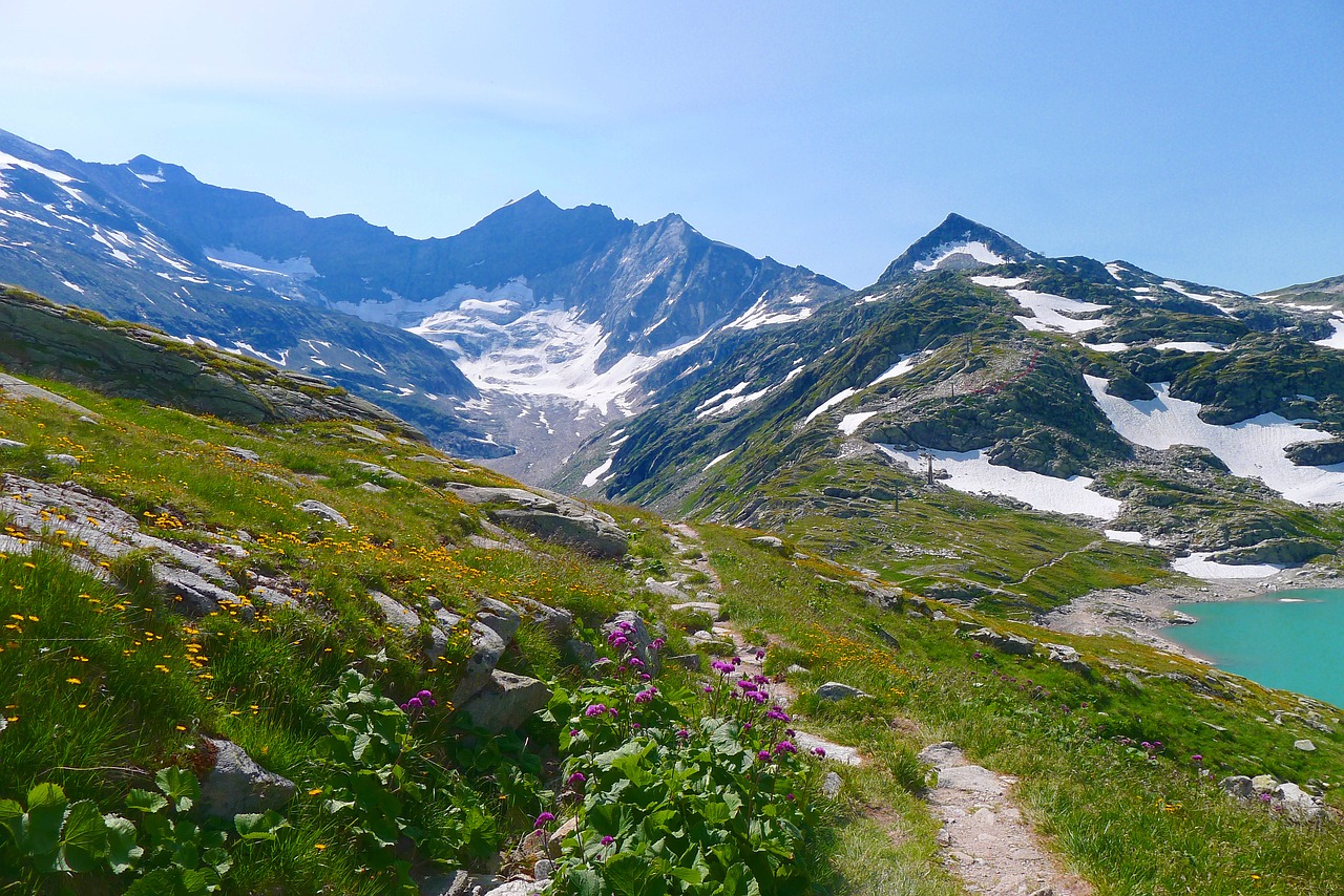 mountains mountain panorama landscape free photo