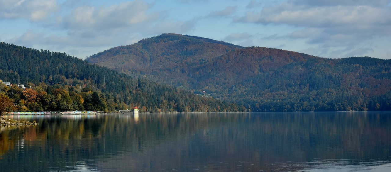 mountains żywieckie lake water free photo