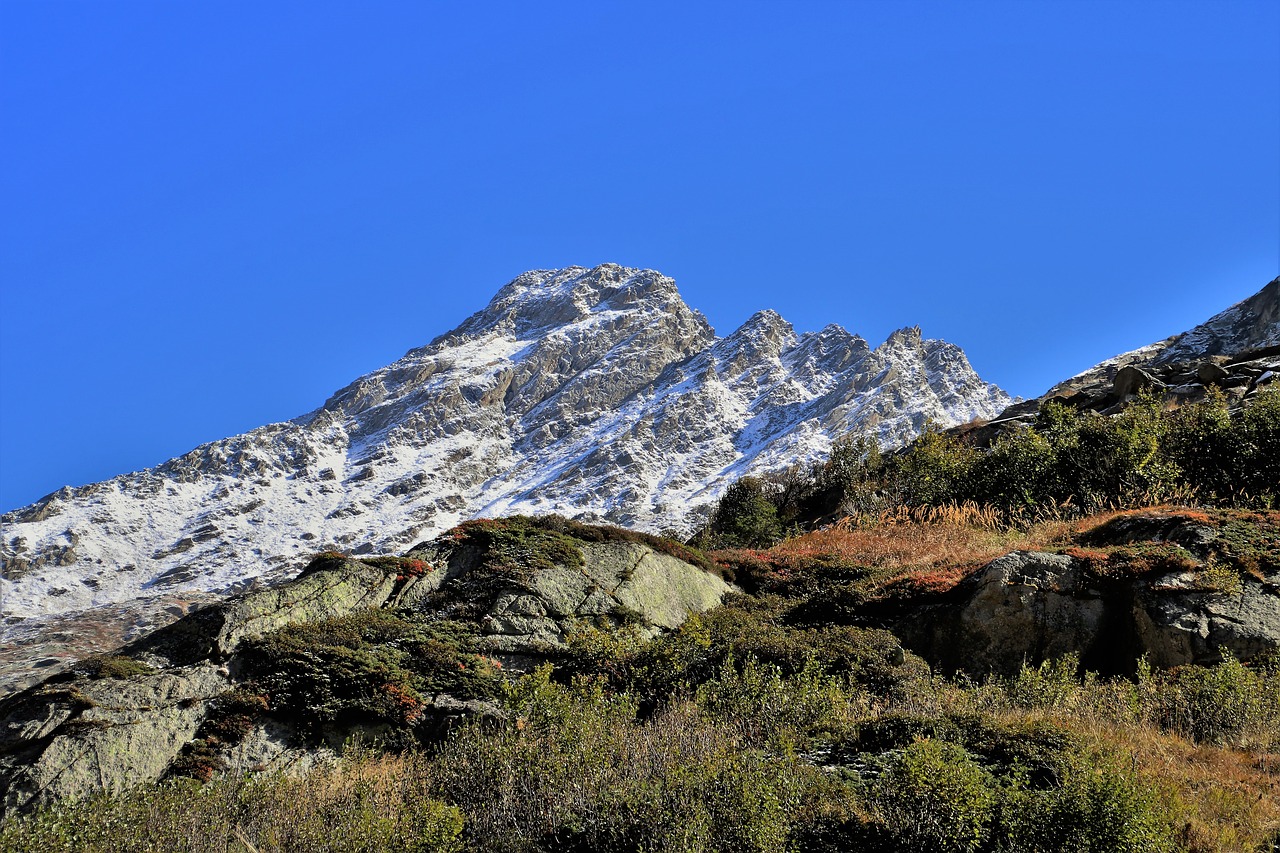 mountains  nature  the height of the free photo