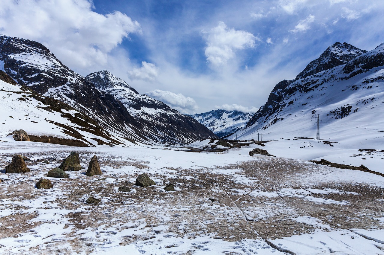 mountains  pass  switzerland free photo