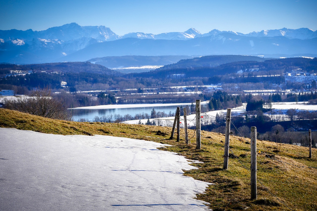 mountains  winter  snow free photo