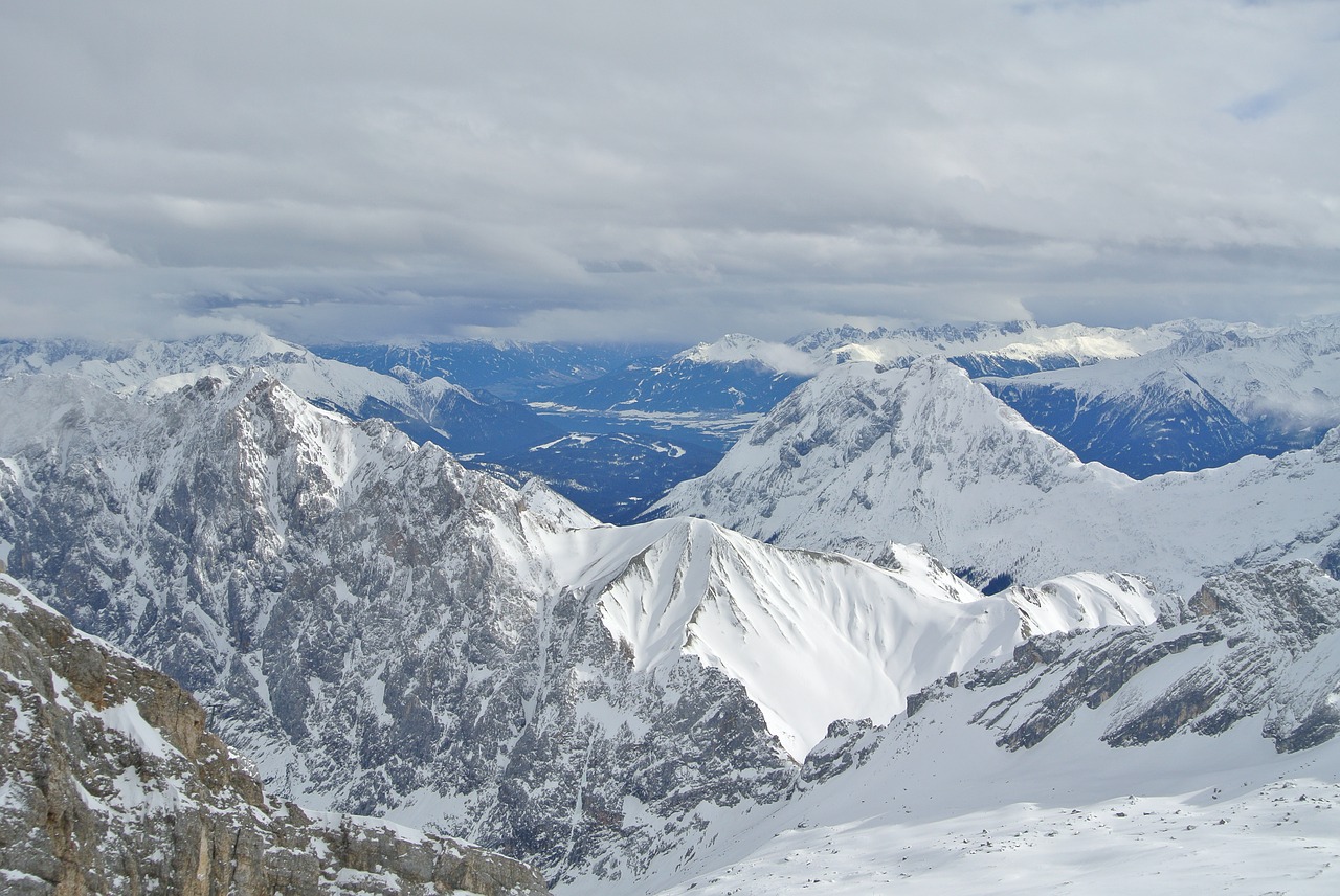 mountains  winter  snow free photo