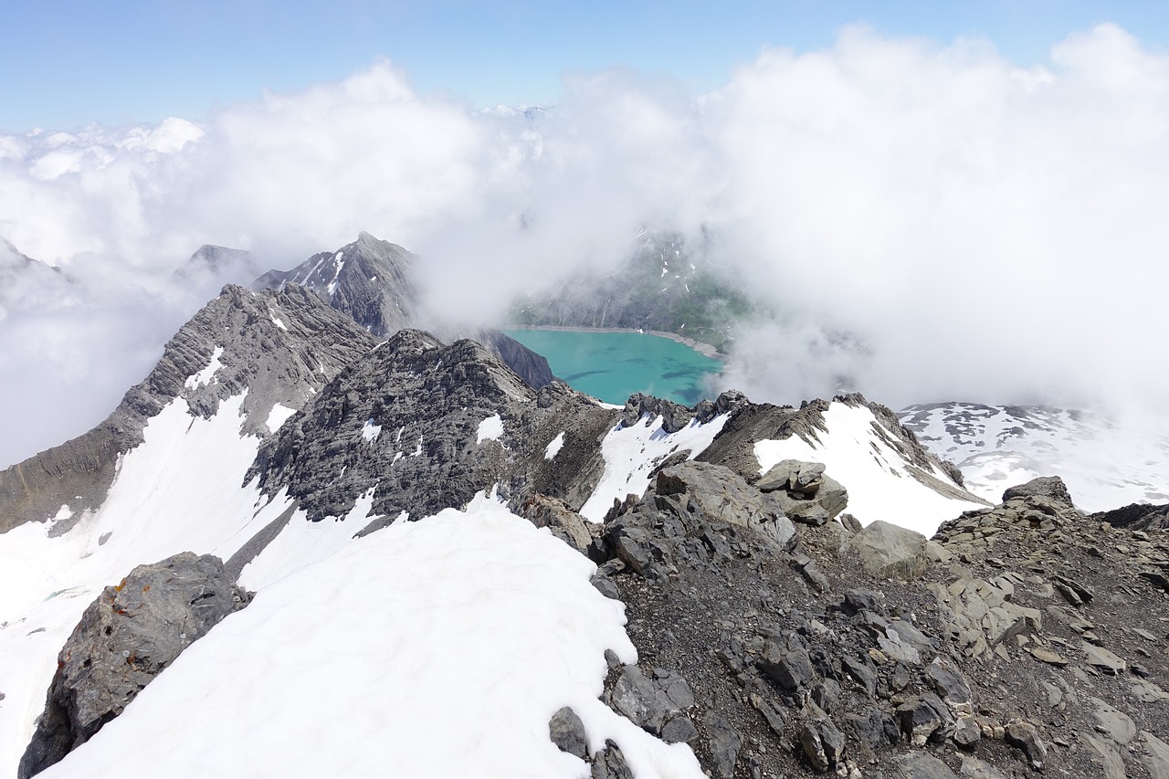 mountains  to schesplana  luenersee free photo