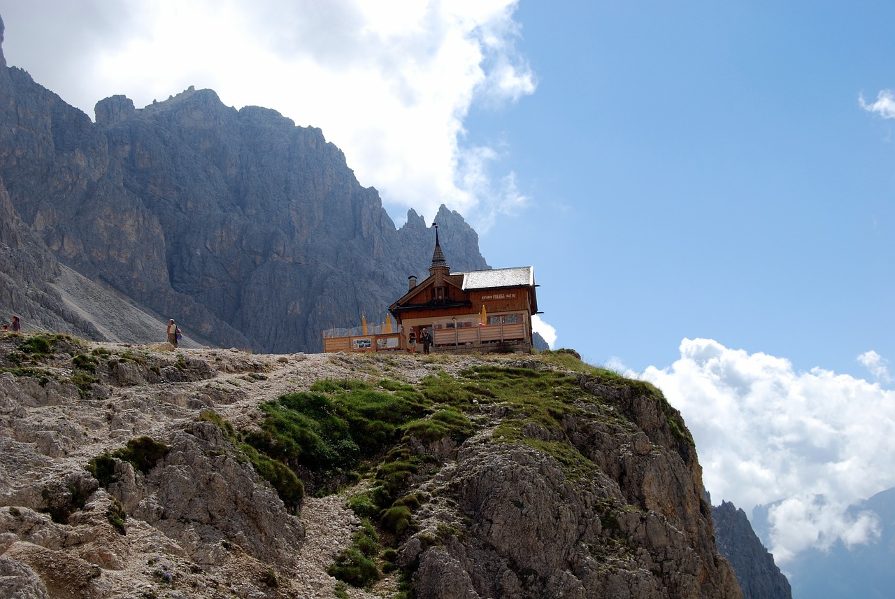 mountains dolomites italy free photo