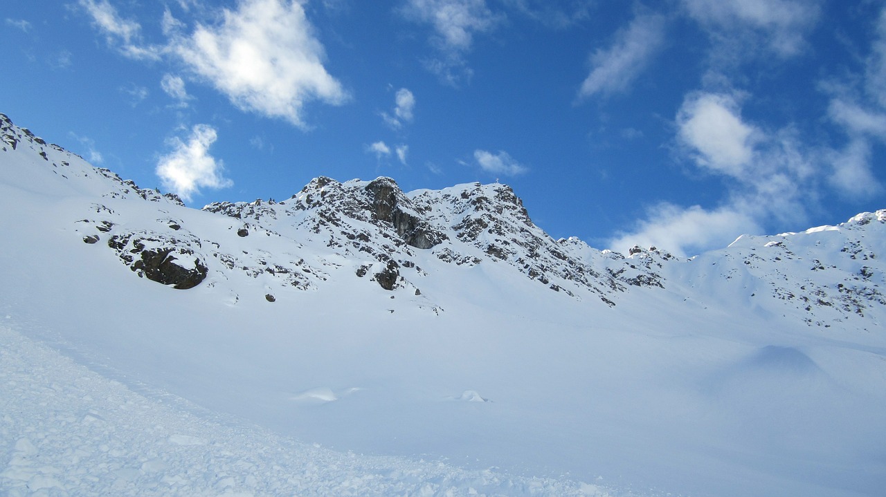 mountains alpine snow free photo