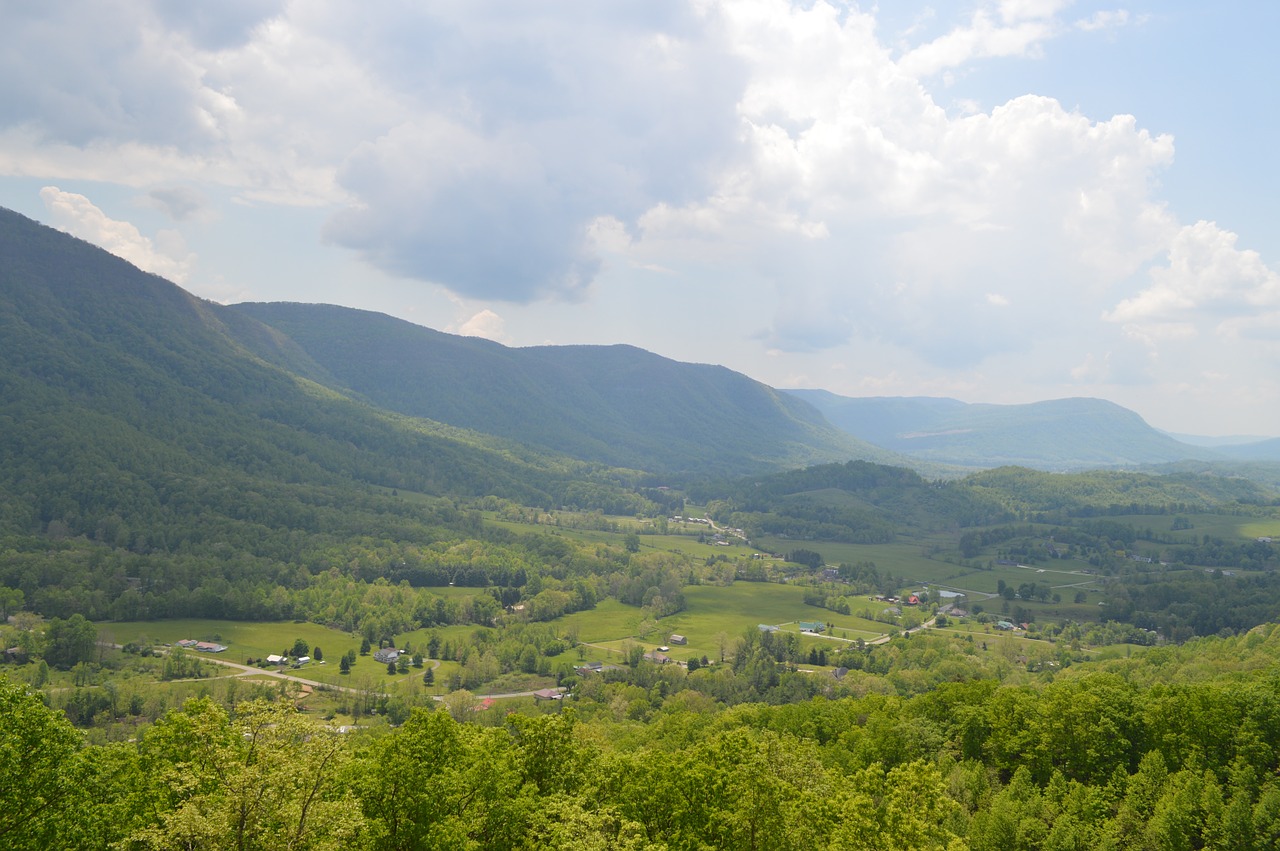 mountains virginia green fields free photo