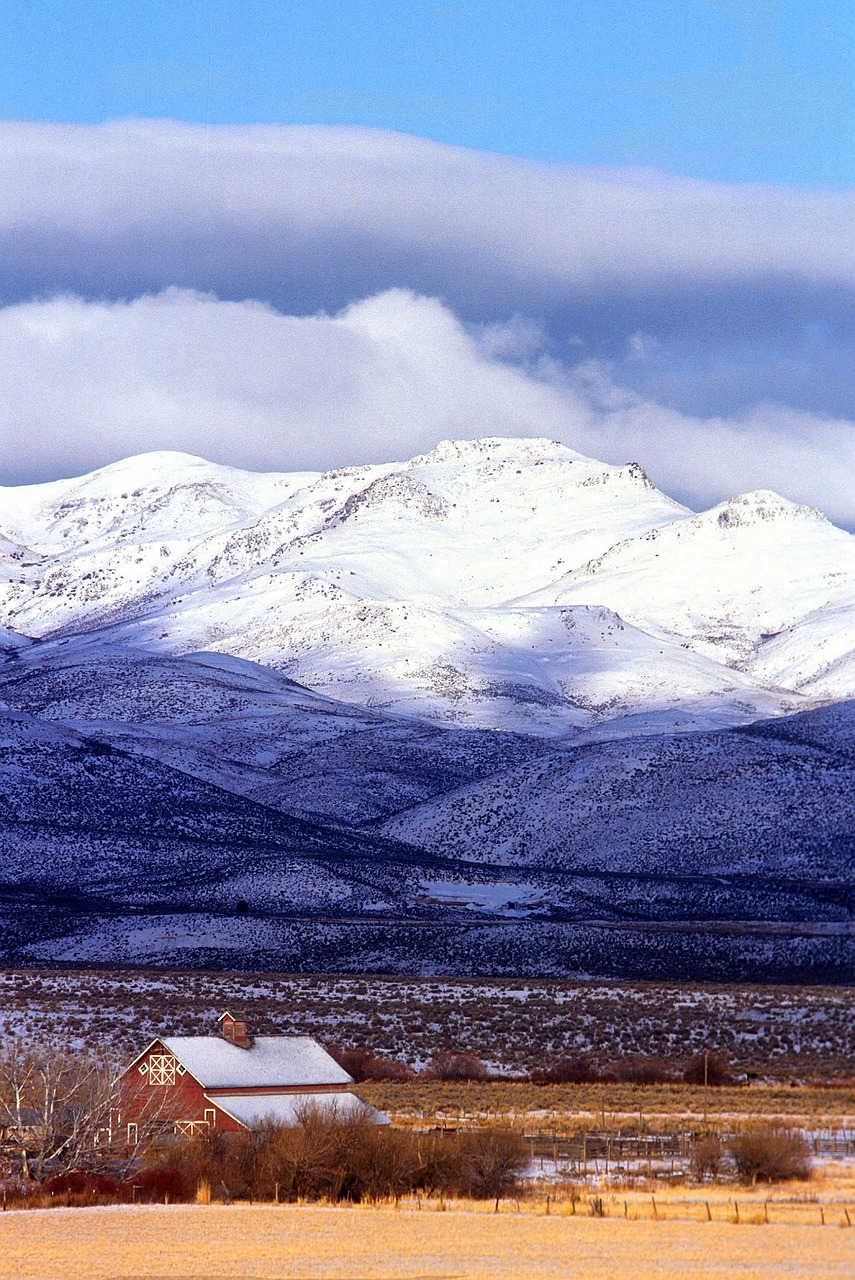 mountains landscape scenic free photo