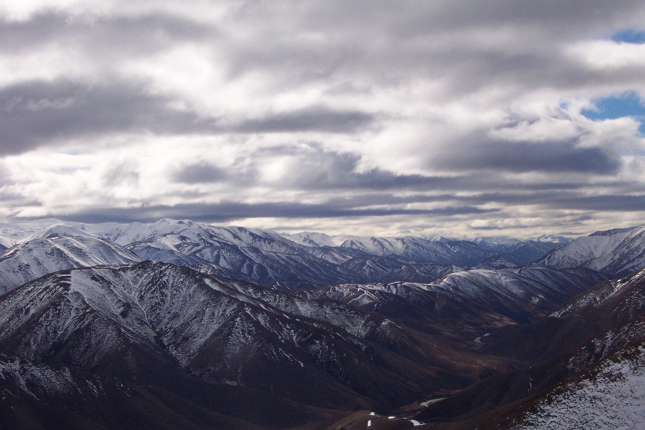 mountains snow queenstown free photo