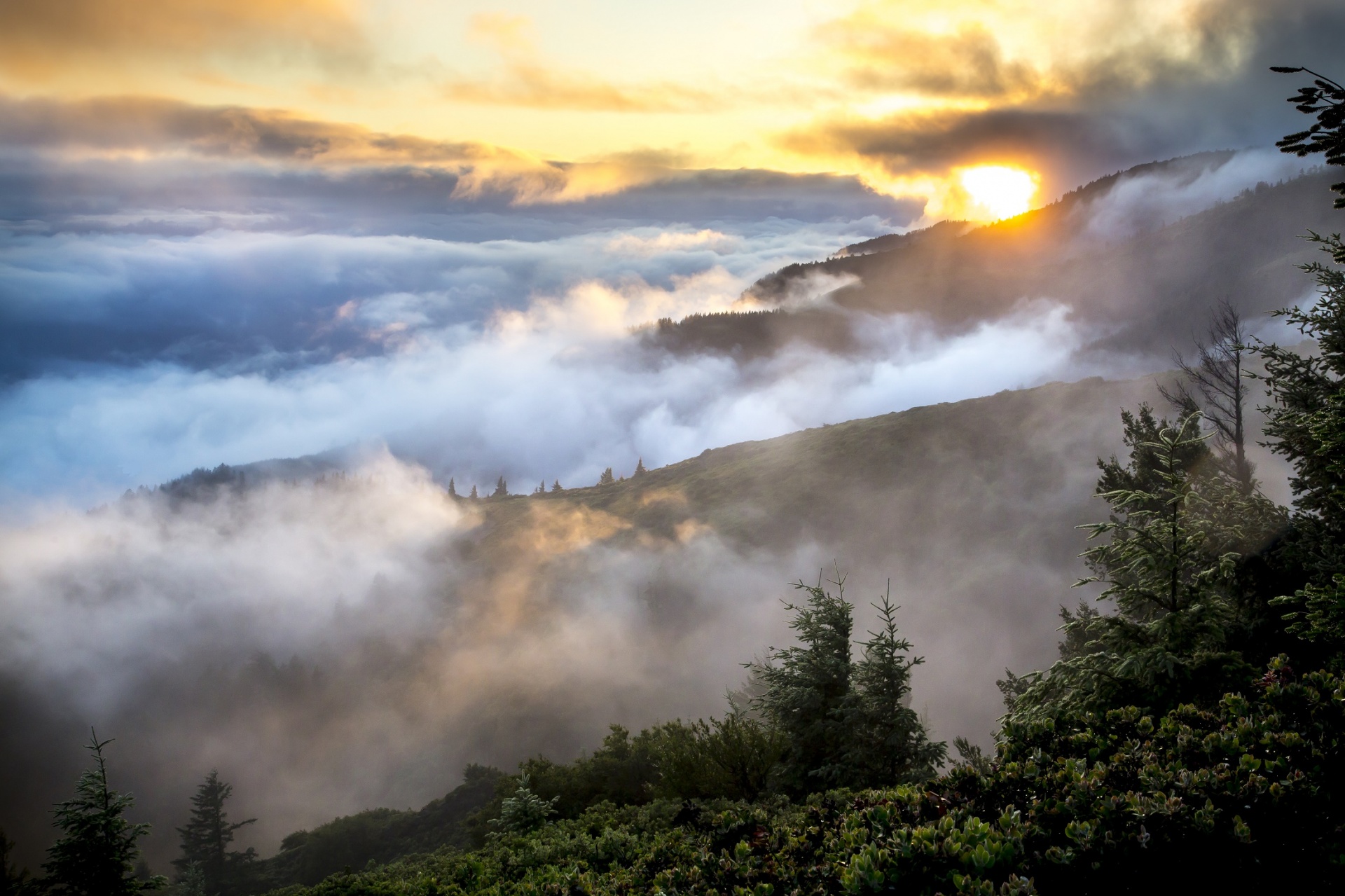 mountains landscape sunset free photo