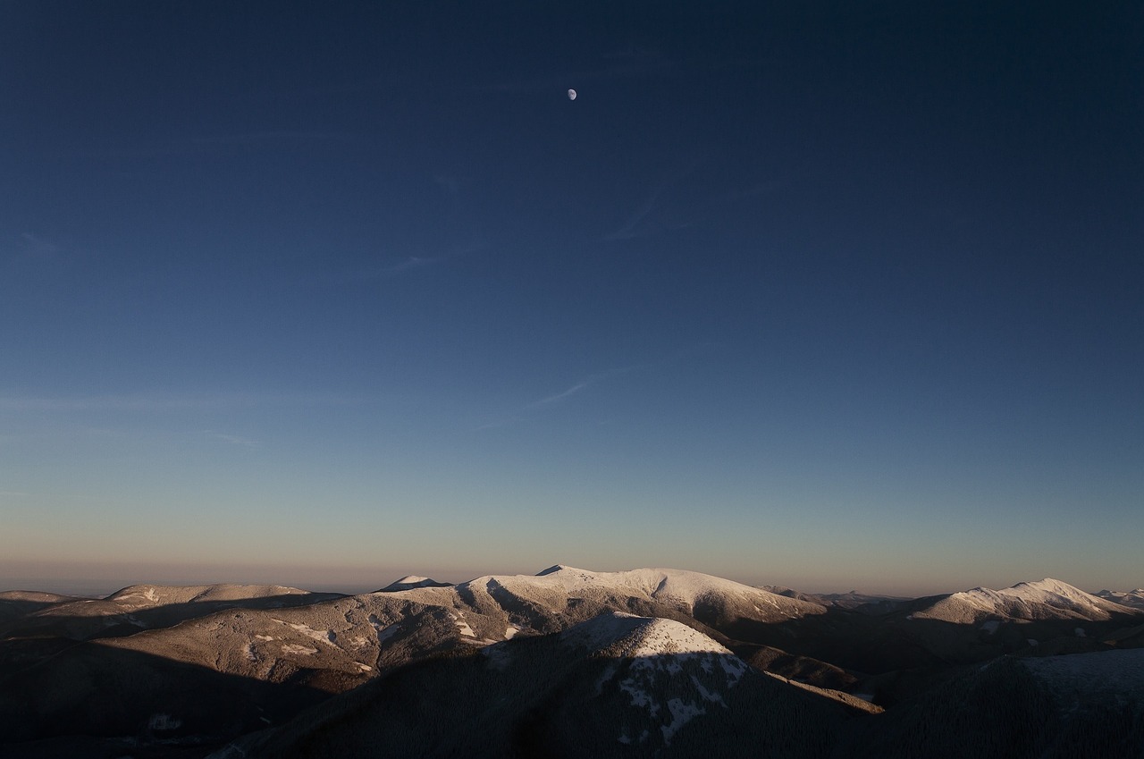 mountains night sky sky free photo