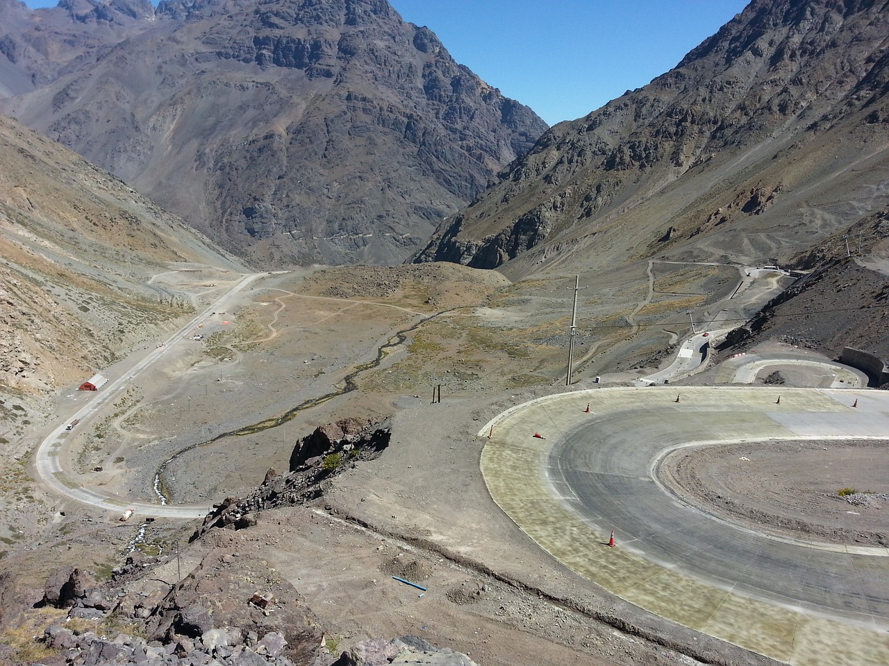 mountains road panoramic mountains free photo