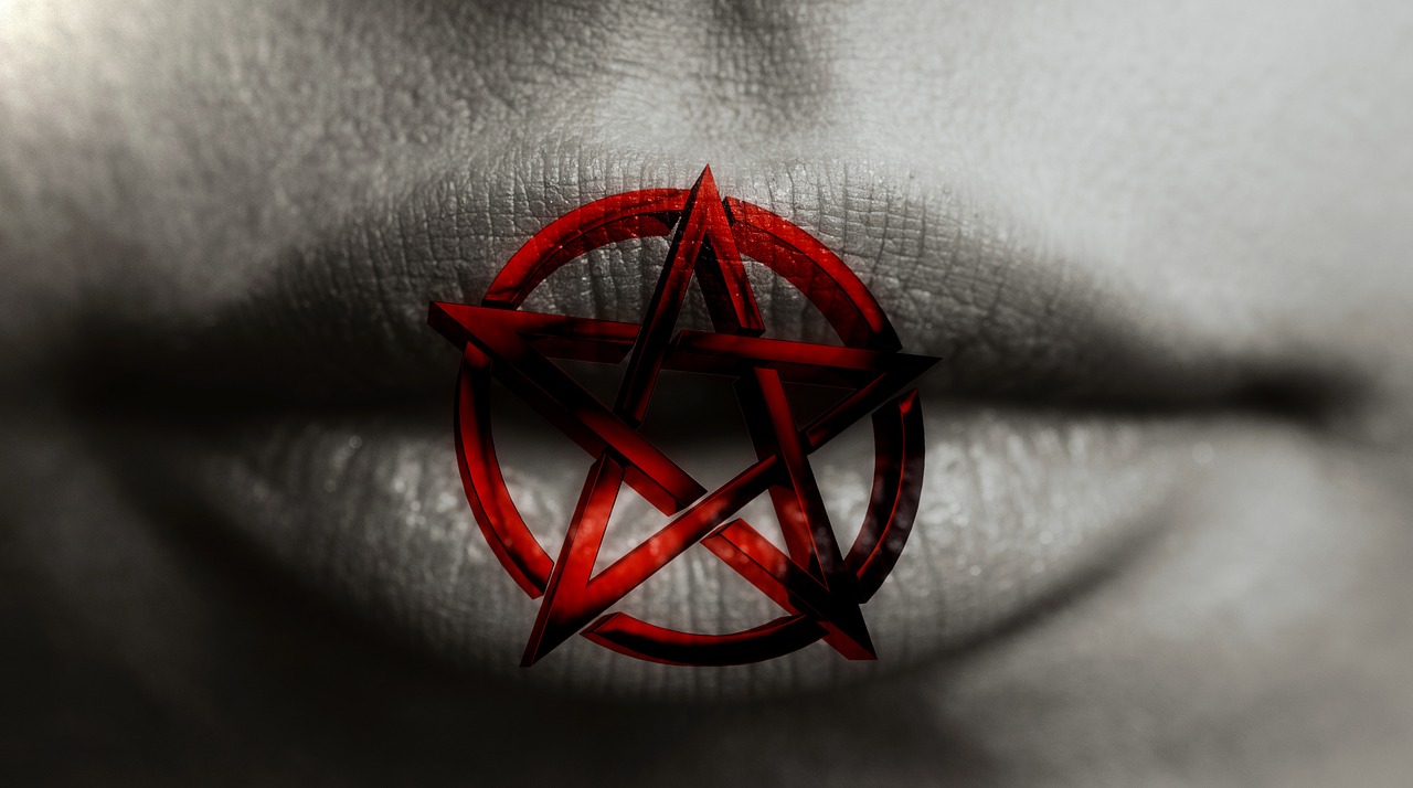 mouth pentacle background free photo