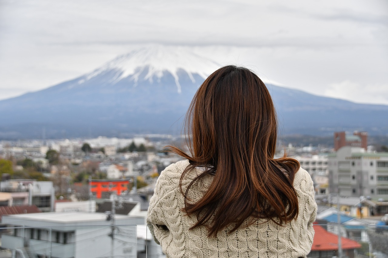 mt fuji  cloudy sky  longing free photo