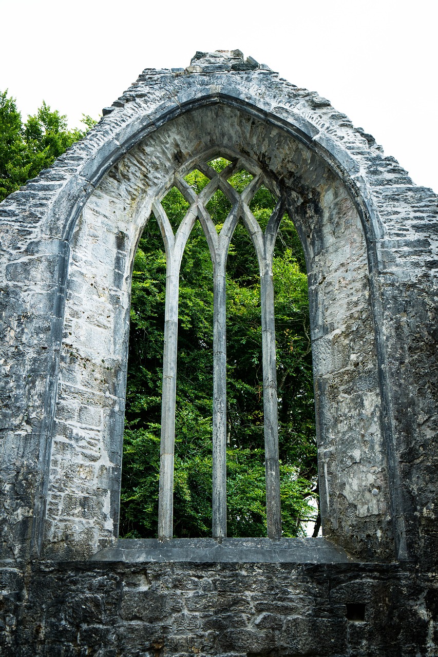 muckross abbey muckross killarney free photo