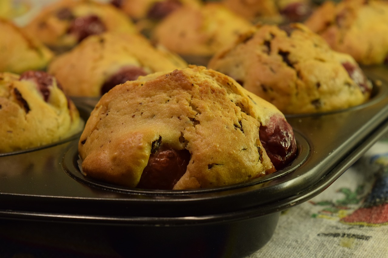 muffin cherry muffin baked free photo