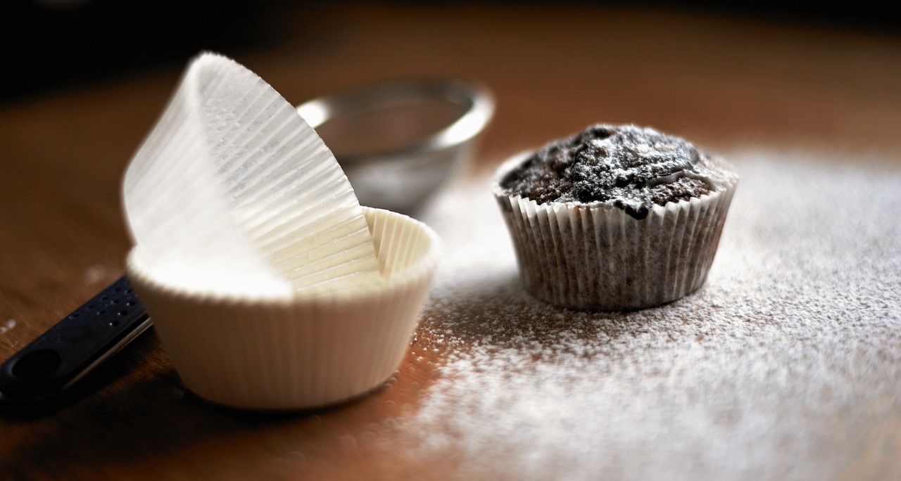 muffin  muffin cups  bake free photo