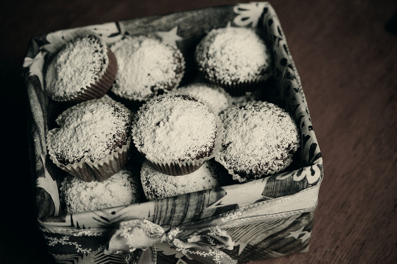 muffins schokomuffins pastries free photo