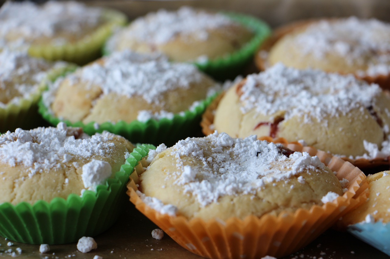 muffins bake delicious free photo