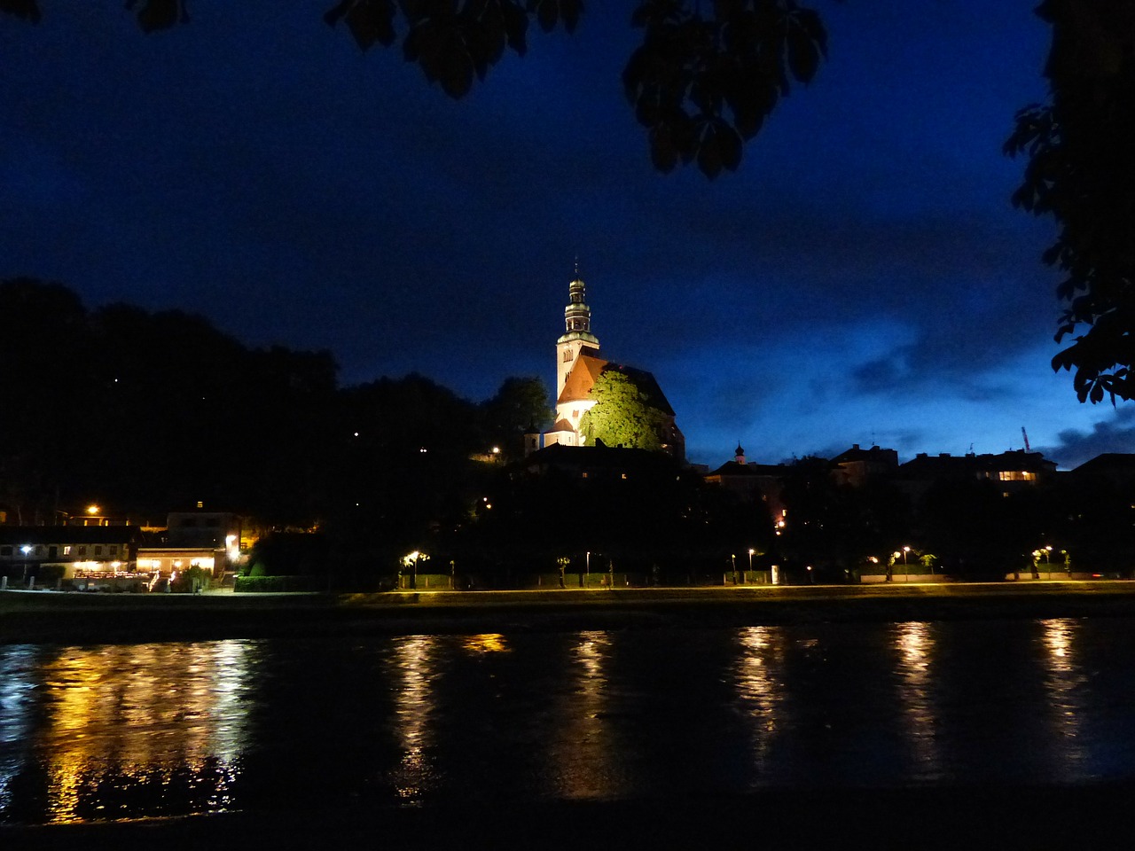 müllner church at night church free photo