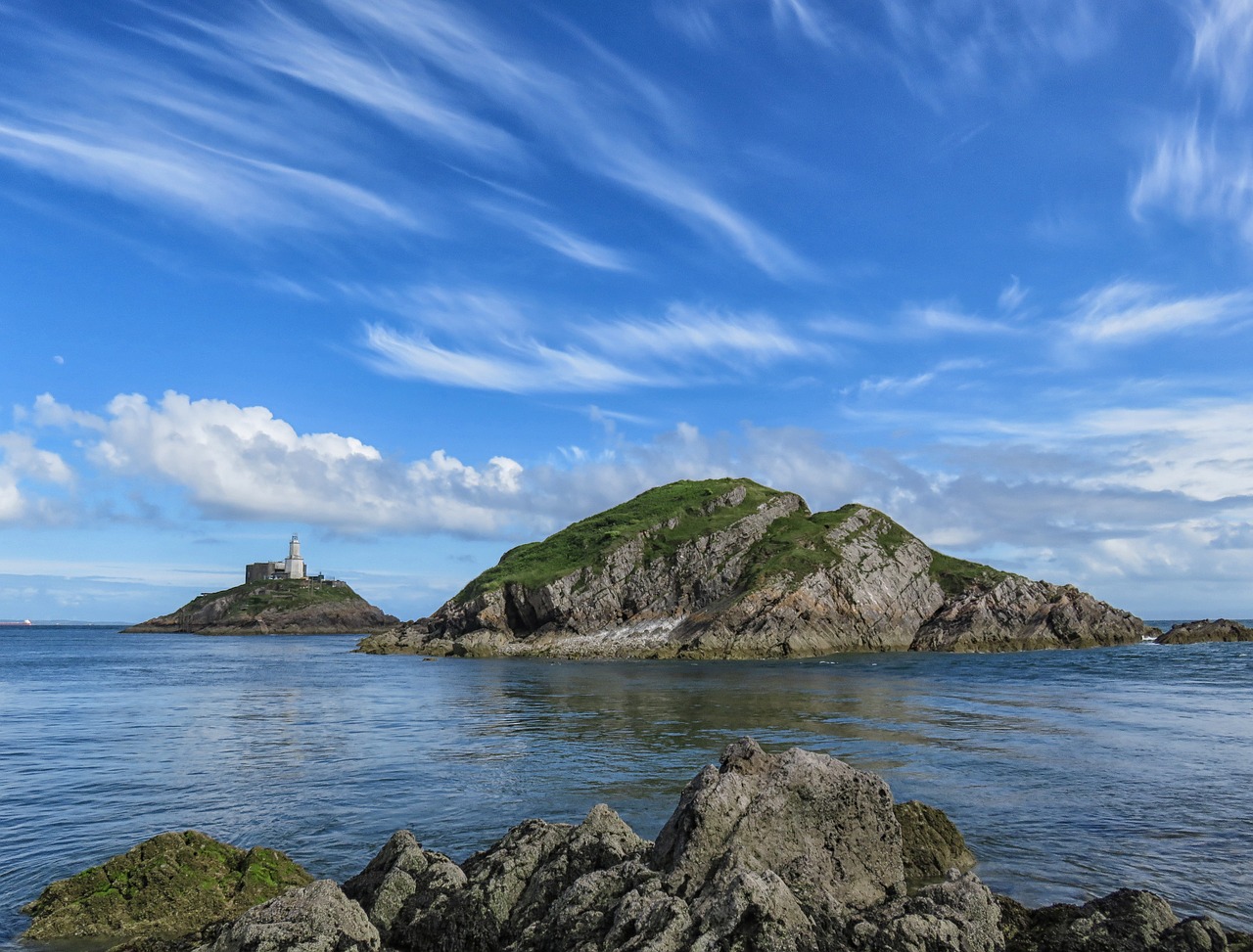 mumbles  islands  lighthouse free photo