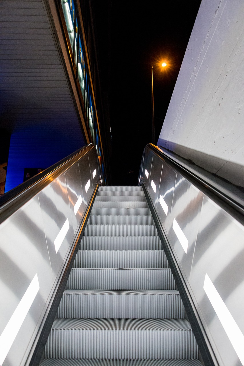 munich escalator metro free photo