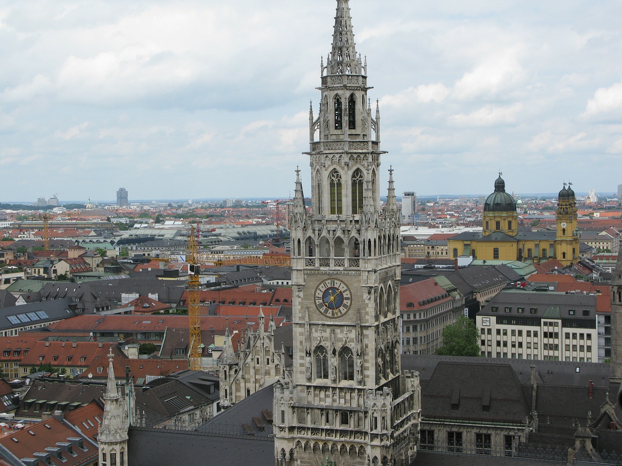 munich steeple church free photo