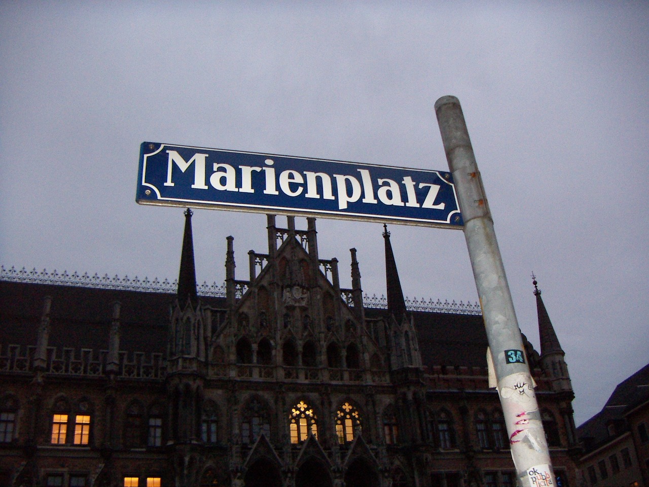 munich marienplatz street sign free photo