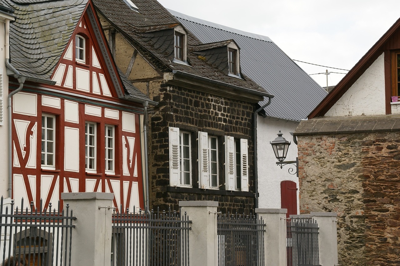 münstermaifeld house facade free photo