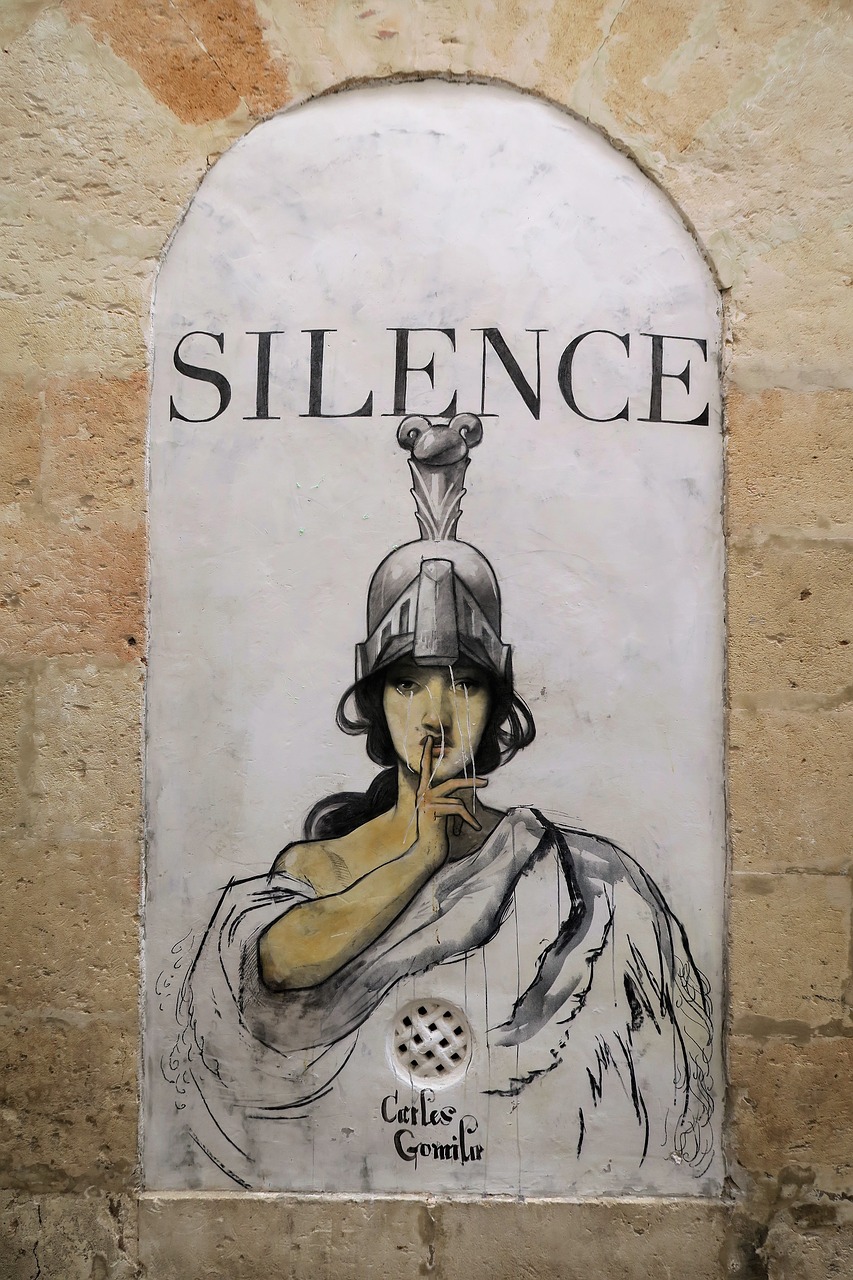 mural silence street free photo