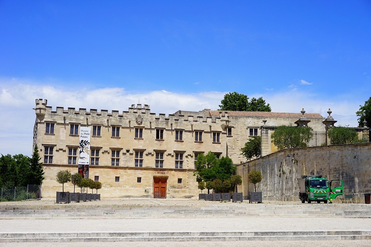 musée you petit palais museum the small palace museum free photo