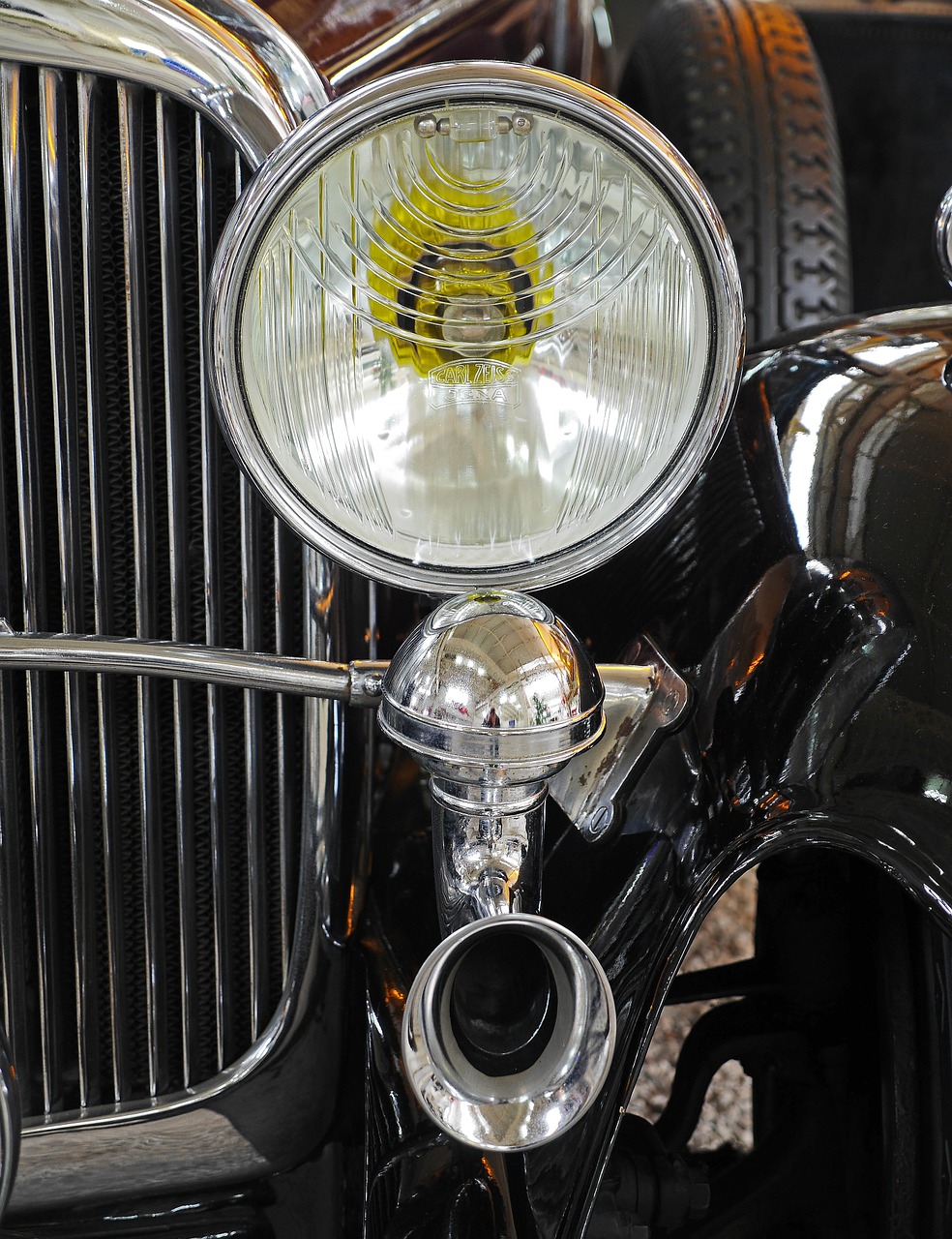 museum oldtimer maybach free photo