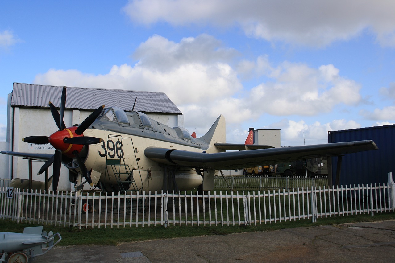 museum aircraft memorial free photo