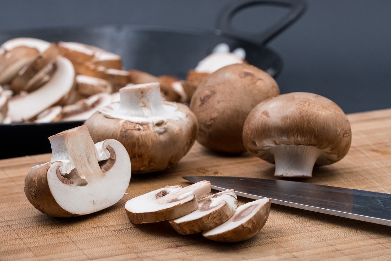 mushroom  vegetables  kitchen free photo