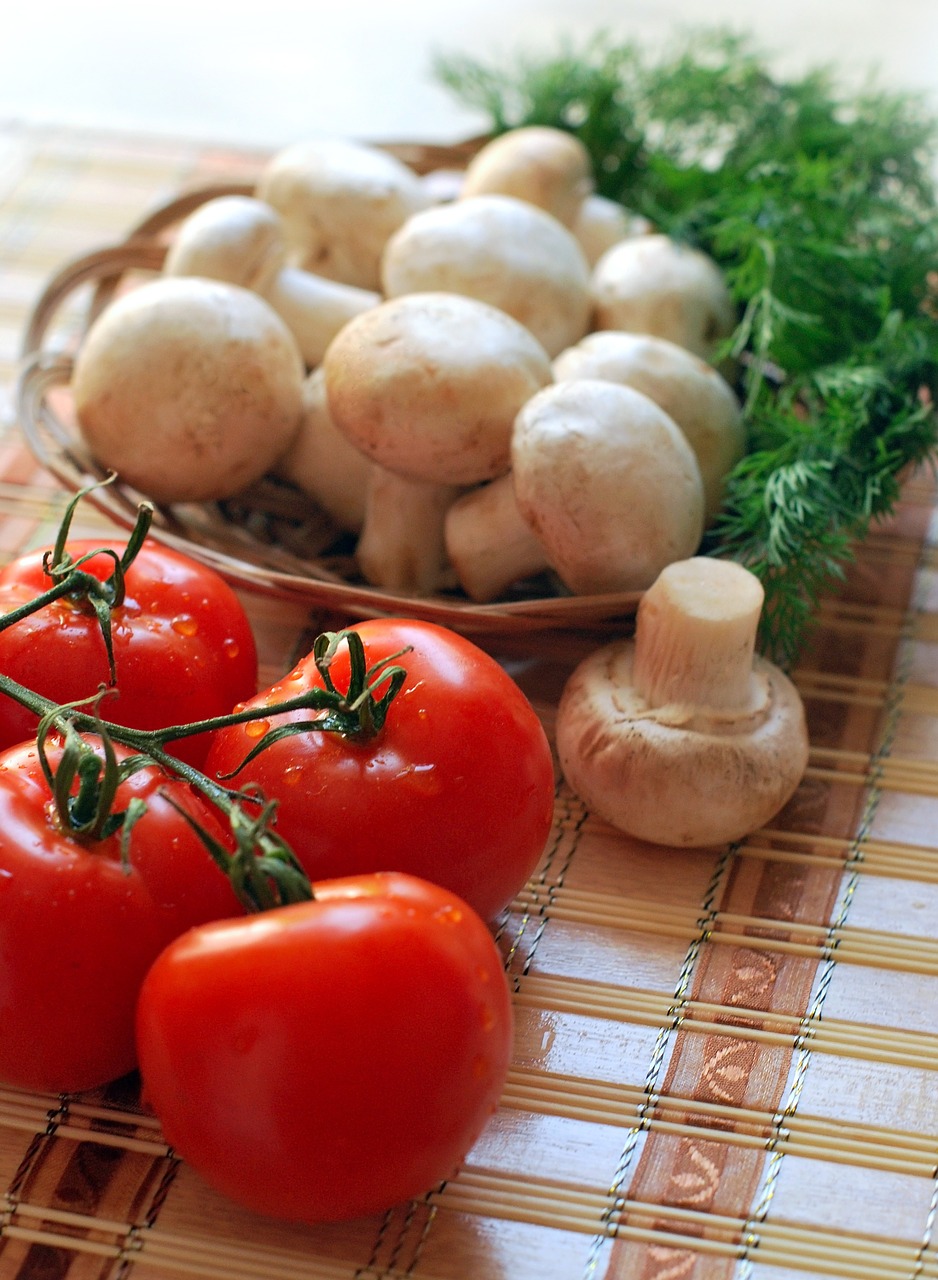 mushrooms tomatoes greens free photo