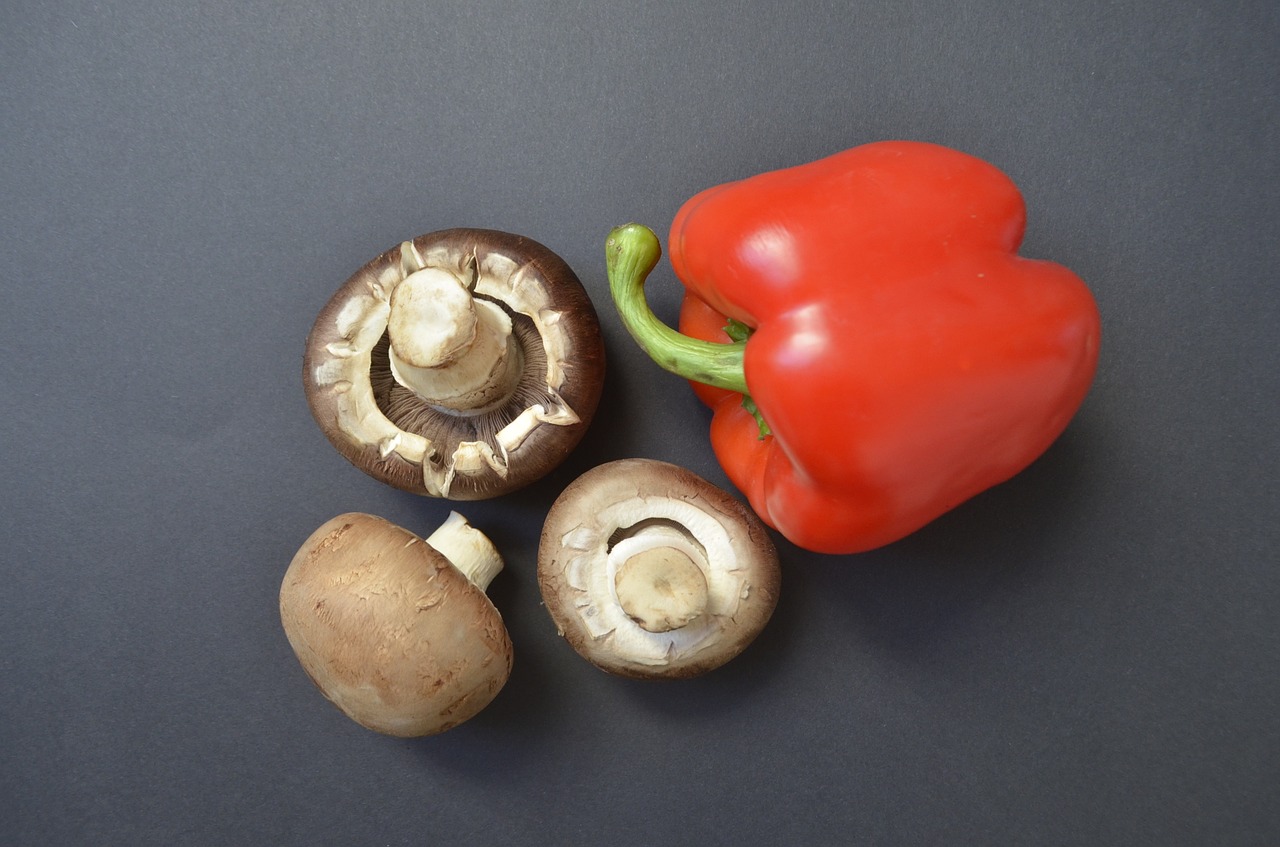 mushrooms paprika food free photo