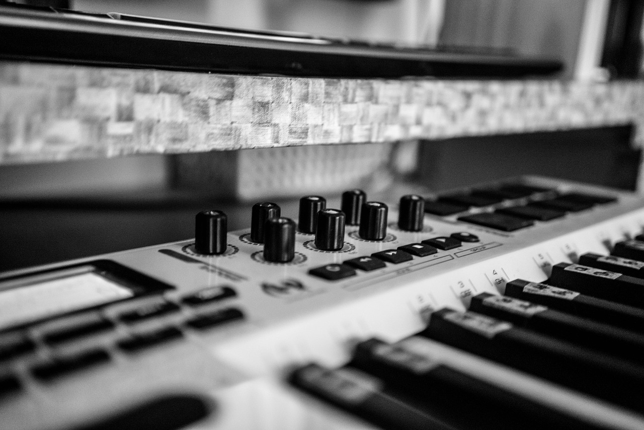 music home recording midi keyboard free photo