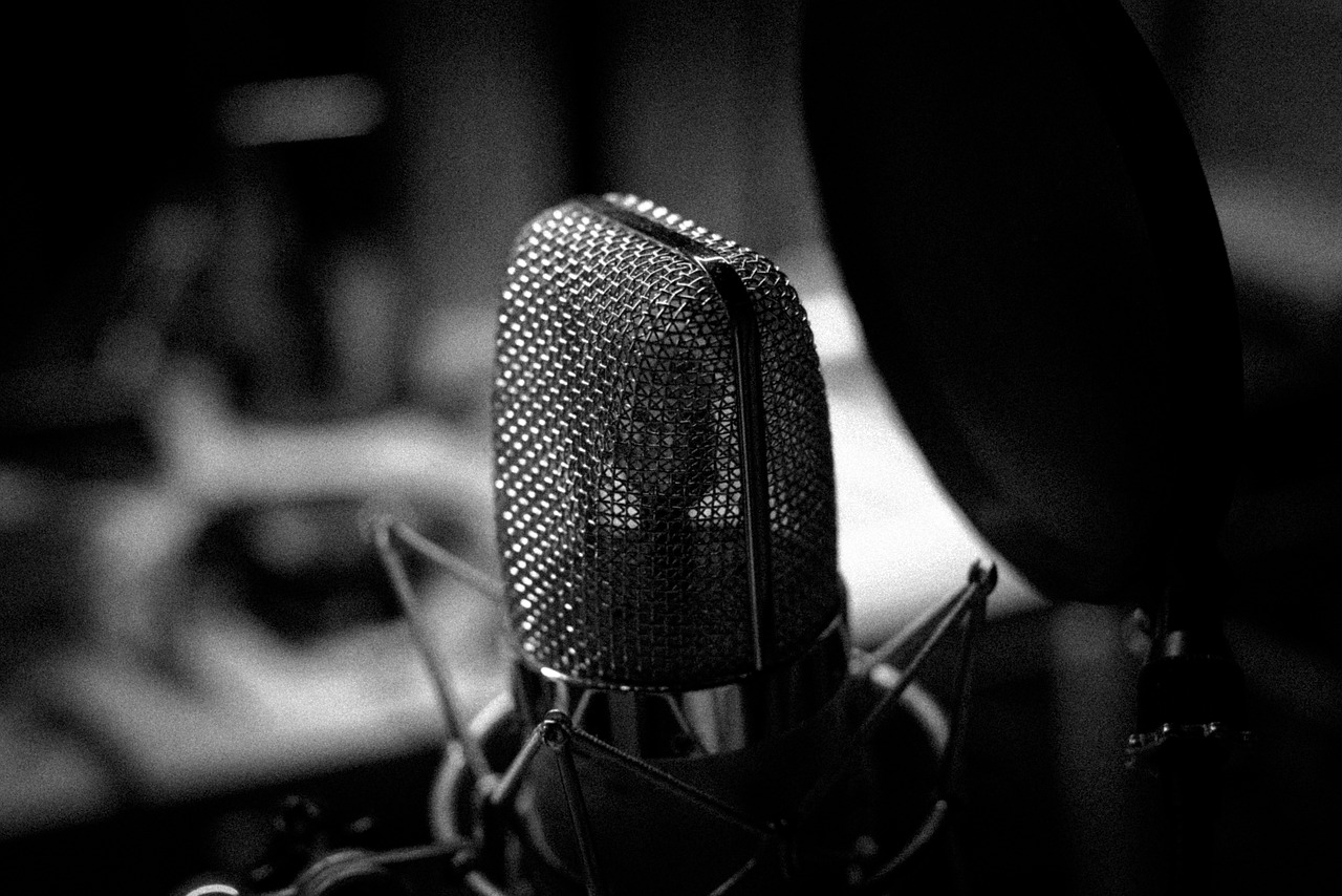 music microphone black and white free photo