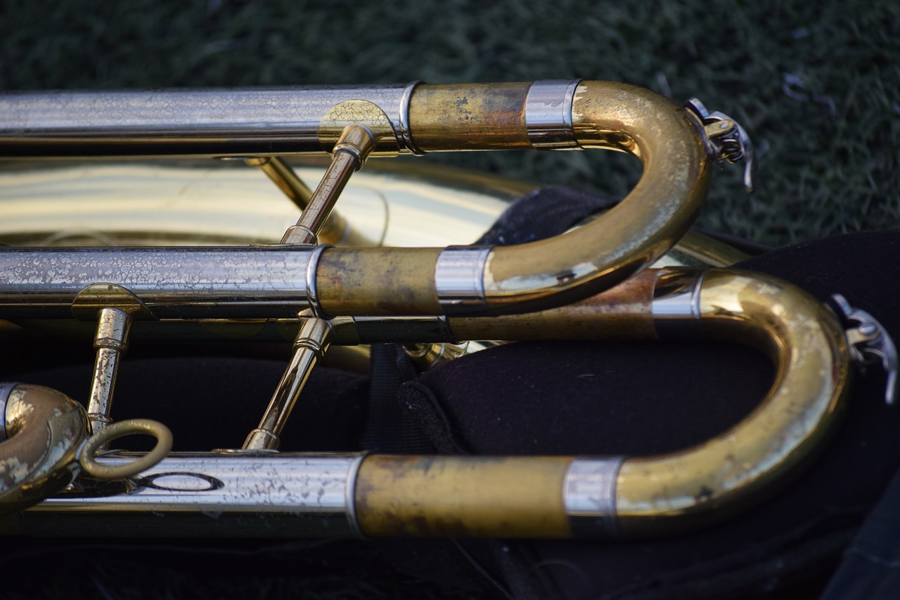 music musical instruments horns free photo