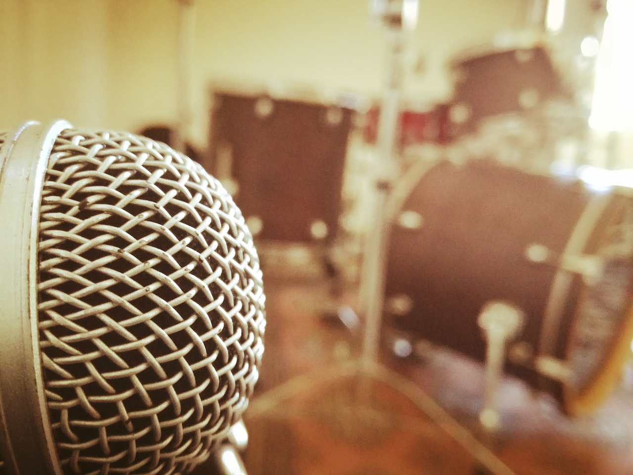 Pixabay music. Классные картинки с микрофоном.
