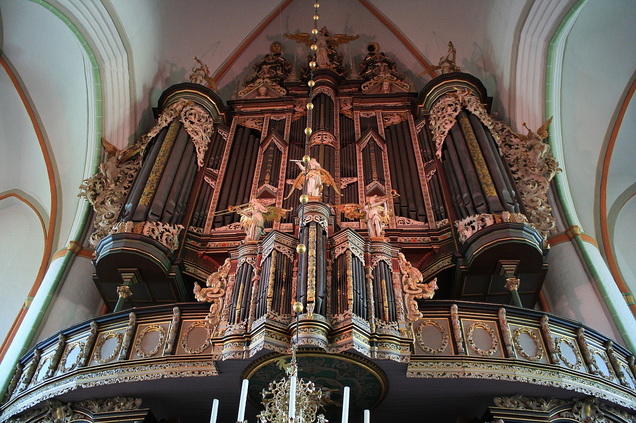 music  organ  church free photo