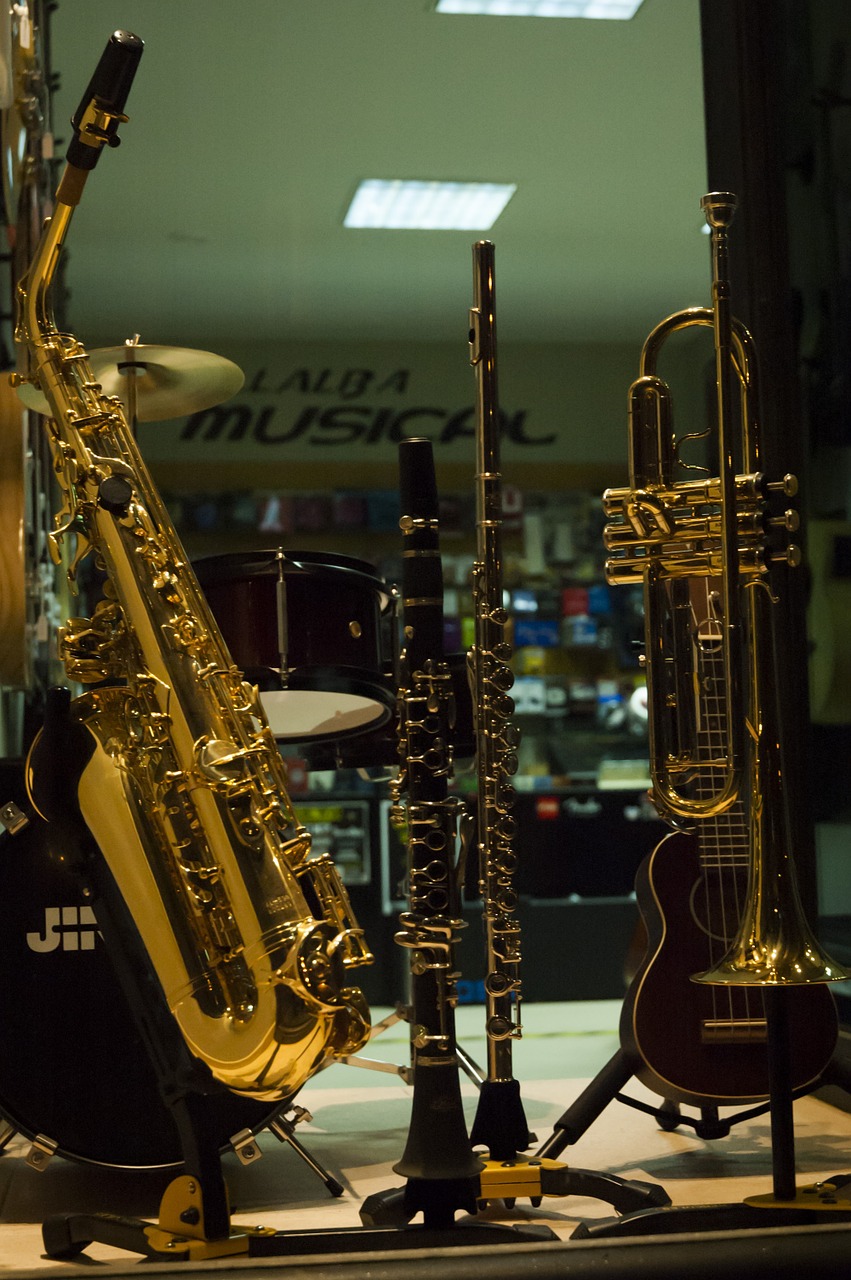 music store saxophone showcase free photo