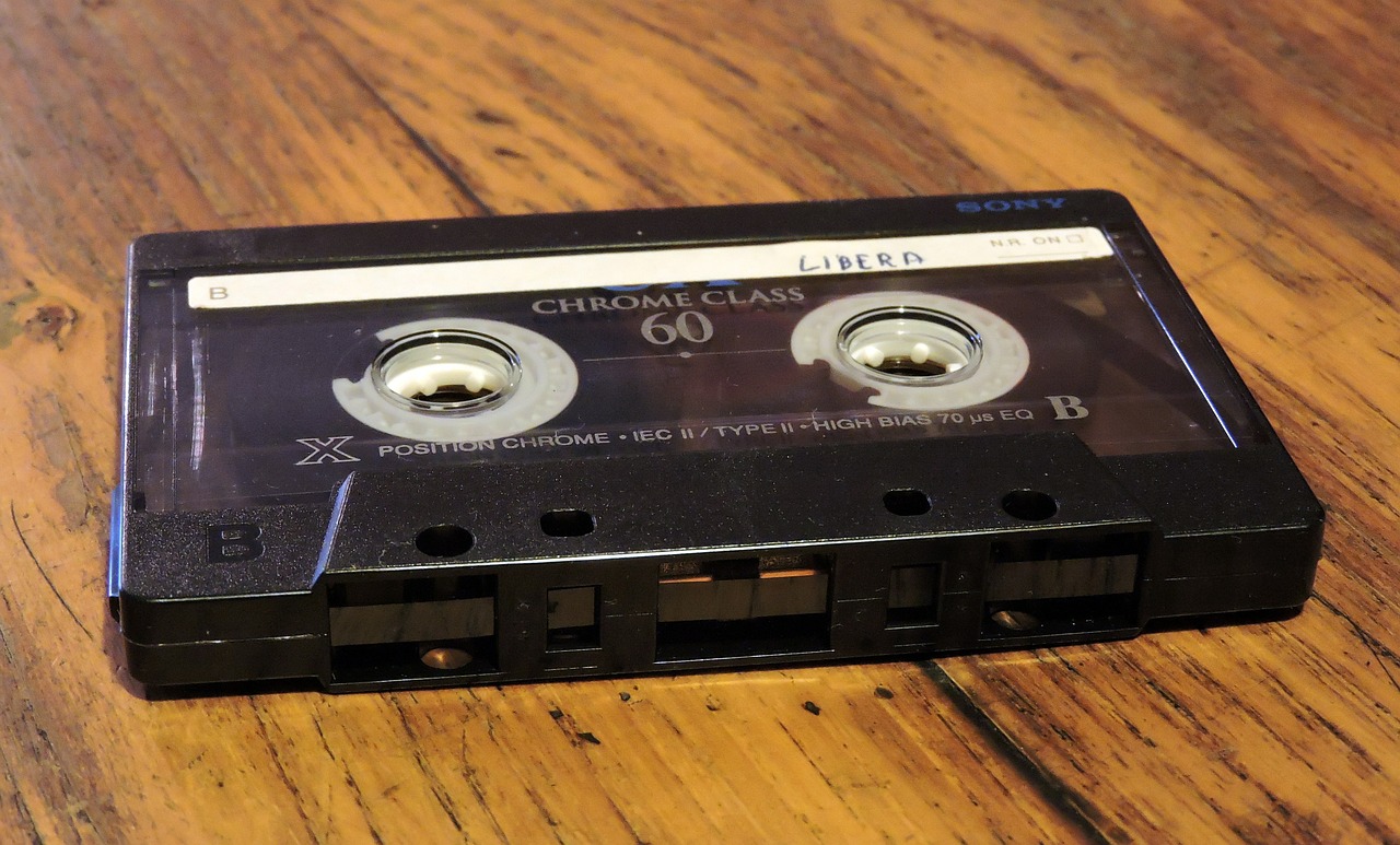 musicassette audio cassette vintage free photo