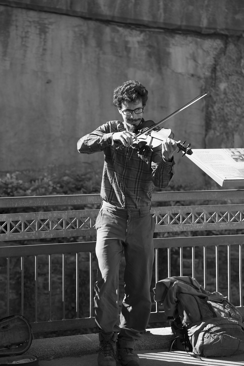 musician violin street musician free photo